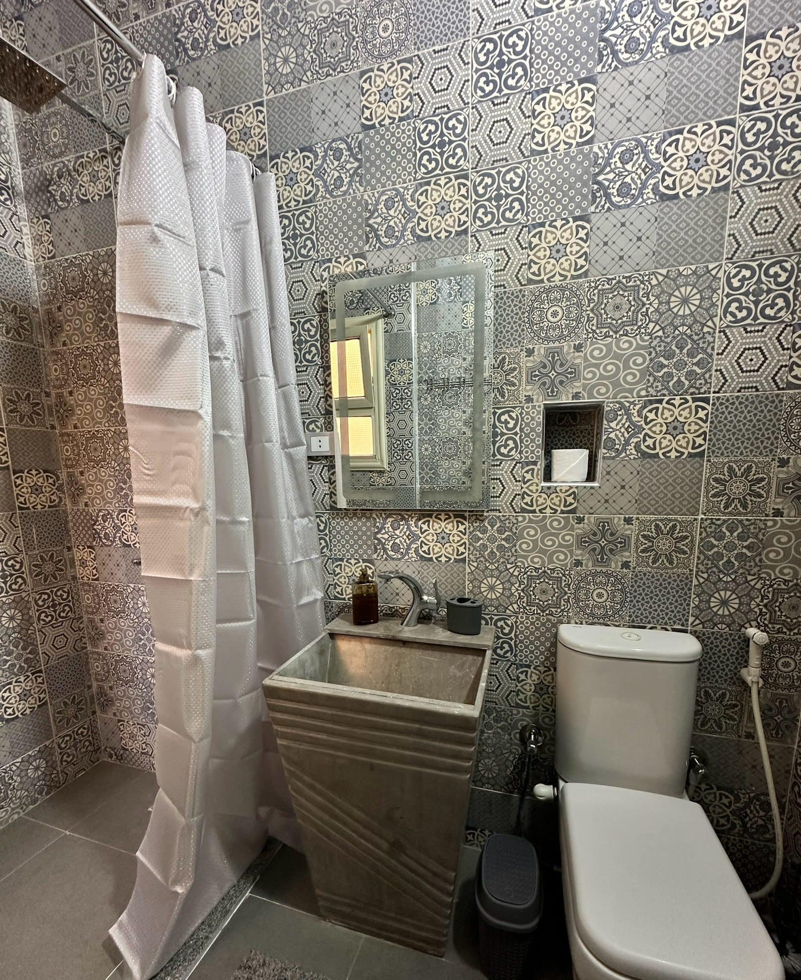 Lotus Room MGH Bathroom